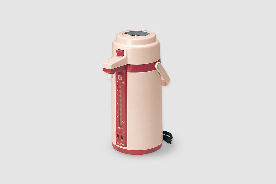 First Electric Kettle Product “Wakitate” Water Boiler was Released



