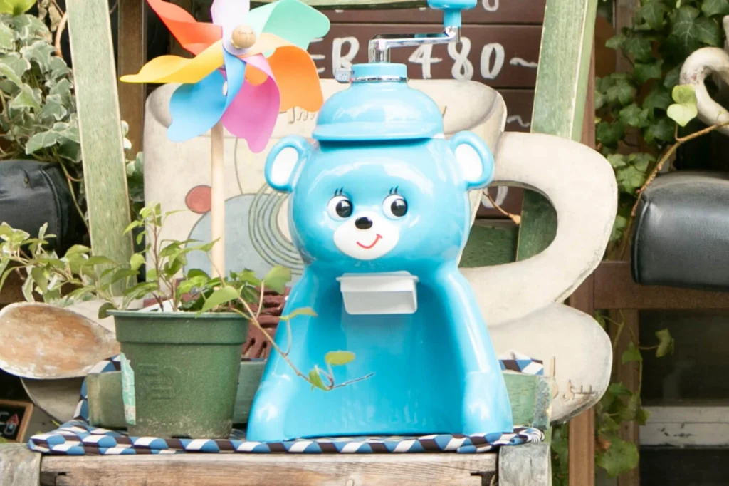 Kyoro-chan displayed in a shop.
